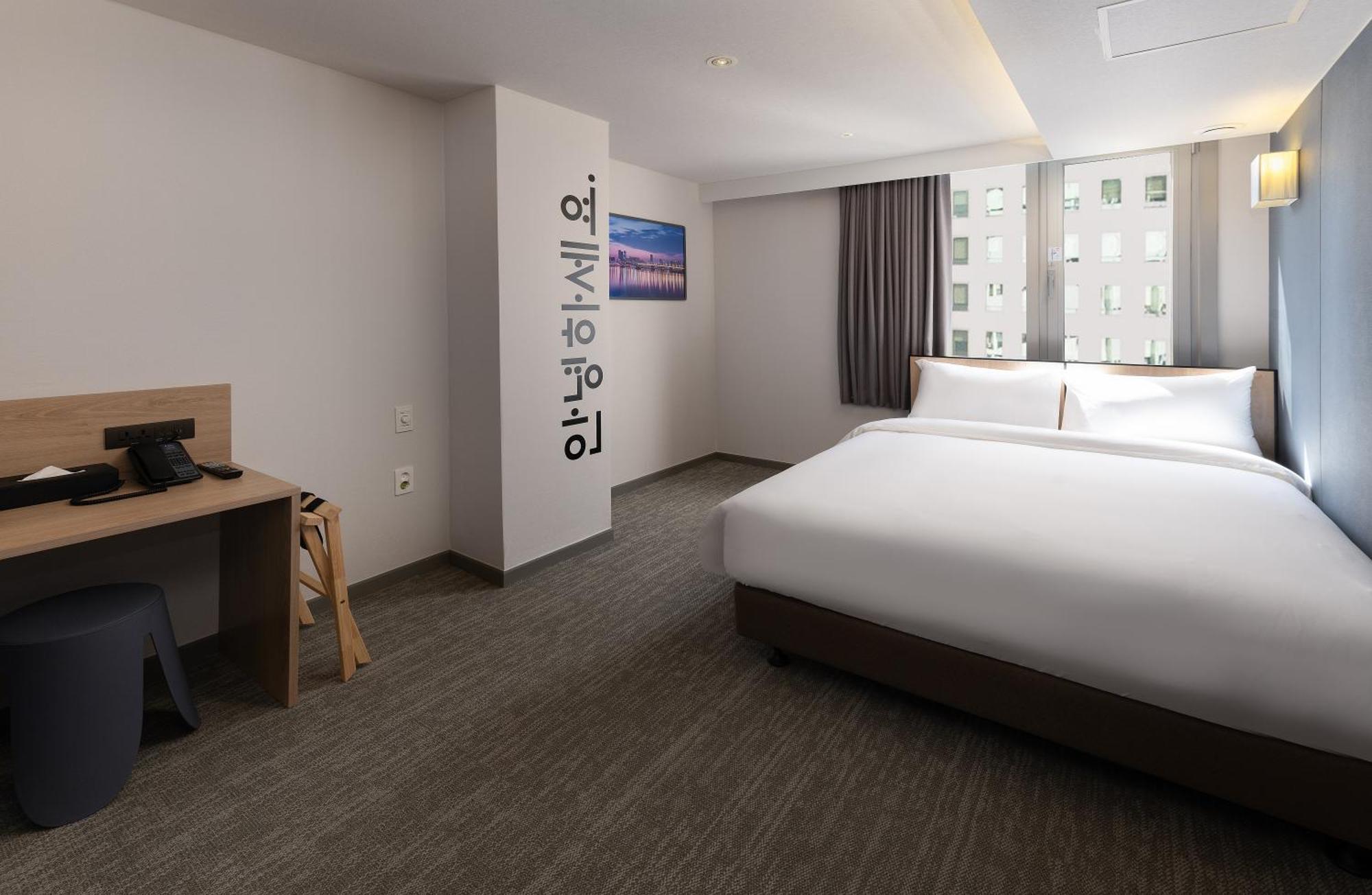 Travelodge Myeongdong Namsan Seoul Bagian luar foto