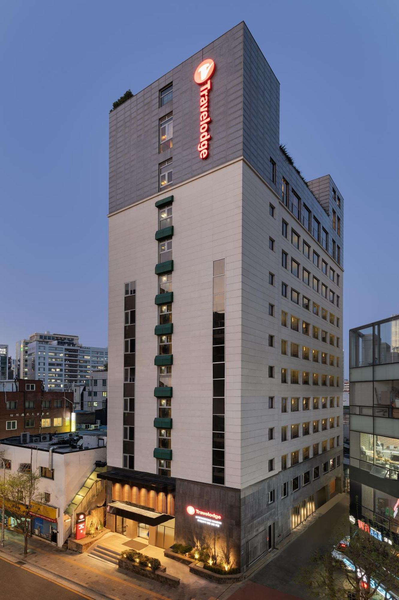 Travelodge Myeongdong Namsan Seoul Bagian luar foto