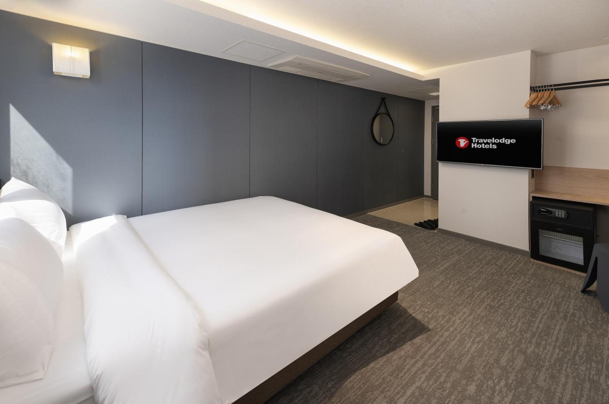 Travelodge Myeongdong Namsan Seoul Bagian luar foto
